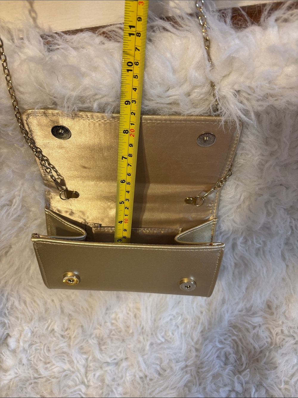 Gold Rhinestone-Embellished Evening Clutch Wallet - Picture 4 of 12